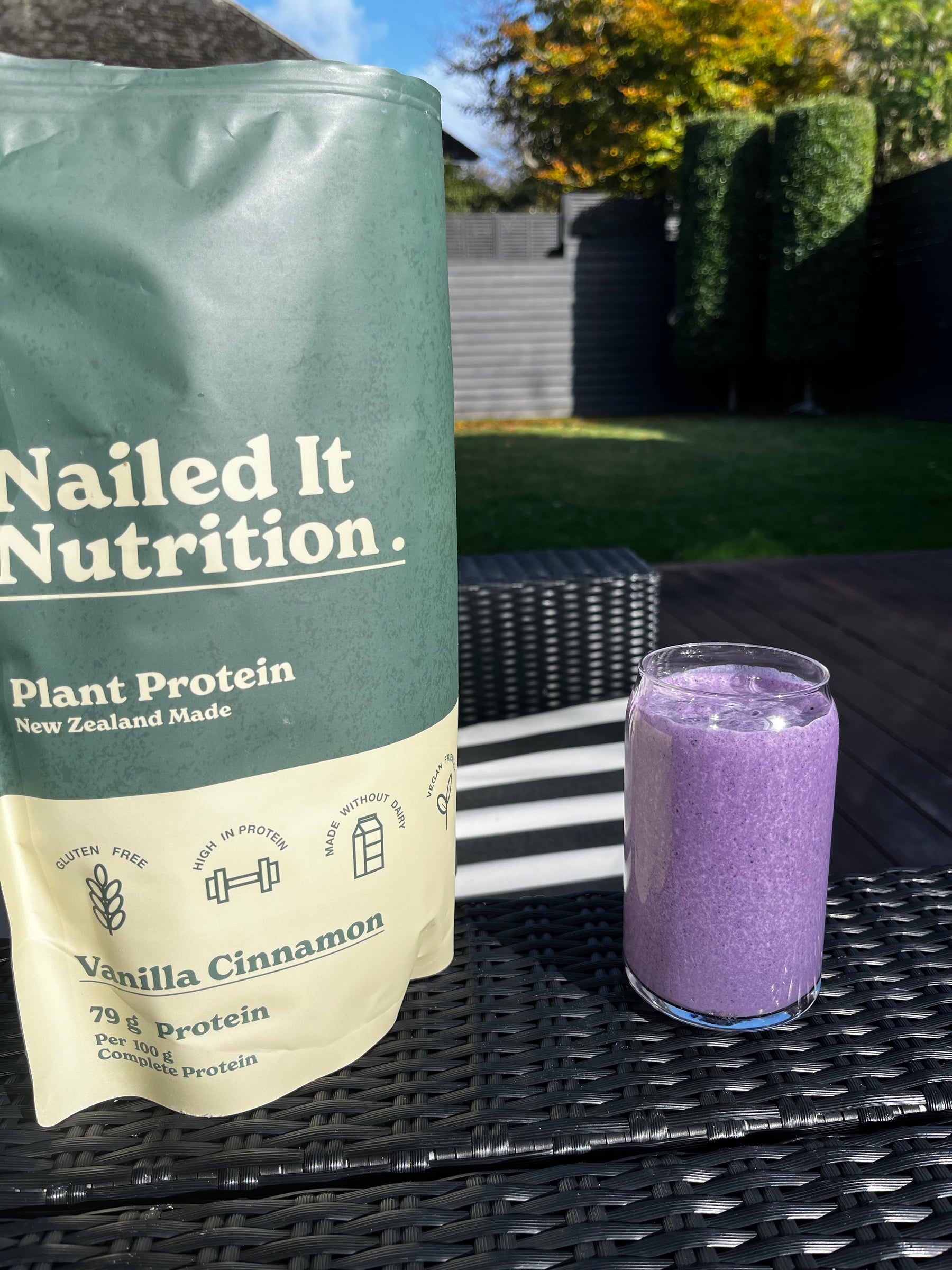 Tom's Vanilla Cinnamon Berry Smoothie